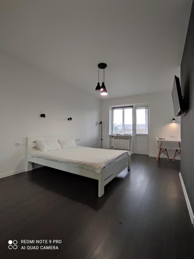 White Apartment Полтава Екстер'єр фото